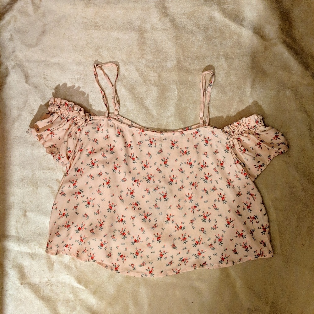 Off the shoulder floral crop top